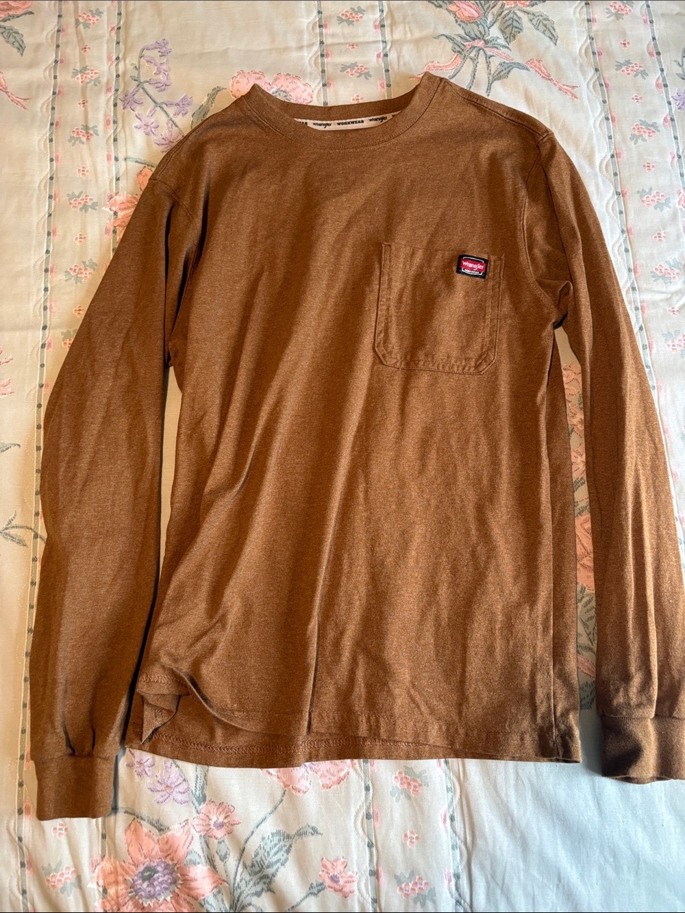 Men's Long-Sleeve Pocket Tee - Brown
